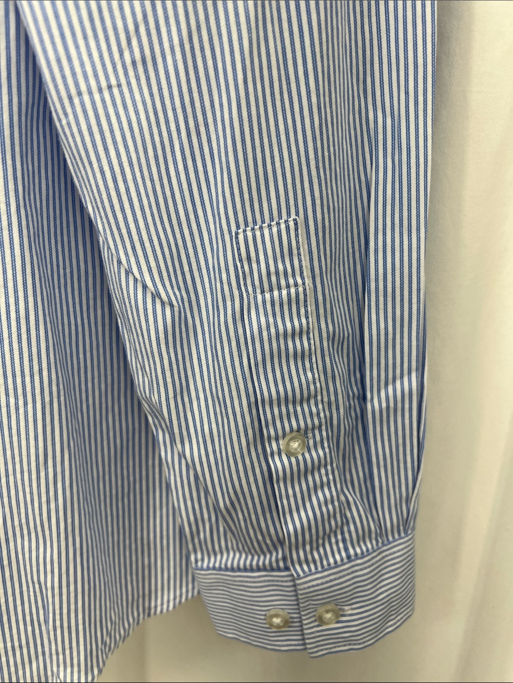 Michael Kors Men’s Blue White Pinstripe Button Up Long Sleeve Shirt XL Slim Fit - Picture 5 of 6